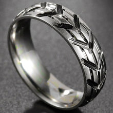 Load image into Gallery viewer, Cool Rings Gothic Deep Sea Squid Octopus Ring Vintage Wolf/Deer/Leaf/Superman/Dargon/Snake Rings Halloween Anillo Hombre Bijoux