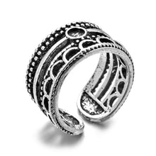 Load image into Gallery viewer, Retro Punk Snake Ring for Men Women Exaggerated Antique Siver Color Opening Adjustable Rings Anillo Hombre Bijoux
