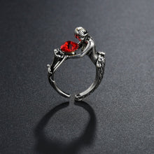 Load image into Gallery viewer, Retro Punk Exaggerated Spirit Snake Ring Fashion Personality Stereoscopic Opening Adjustable Joint Finger Rings