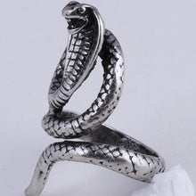 Load image into Gallery viewer, Cool Rings Gothic Deep Sea Squid Octopus Ring Vintage Wolf/Deer/Leaf/Superman/Dargon/Snake Rings Halloween Anillo Hombre Bijoux
