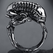 Load image into Gallery viewer, Cool Rings Gothic Deep Sea Squid Octopus Ring Vintage Wolf/Deer/Leaf/Superman/Dargon/Snake Rings Halloween Anillo Hombre Bijoux
